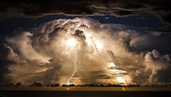 聯(lián)合國(guó)機(jī)構(gòu)報(bào)告顯示未來(lái)極端天氣可能更為頻繁 共同應(yīng)對(duì)氣候變化挑戰(zhàn)