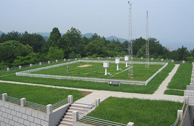 建設(shè)綜合地面自動氣象站，構(gòu)建先進現(xiàn)代氣象業(yè)務(wù)體系基礎(chǔ)