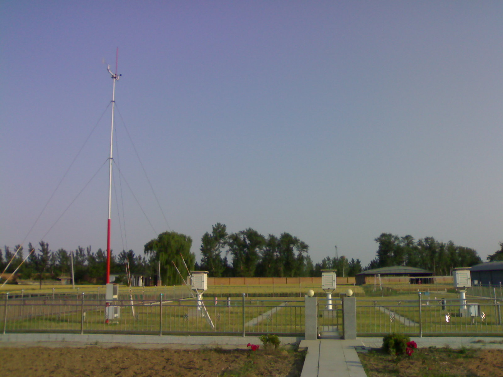 自動氣象站 自動氣象站