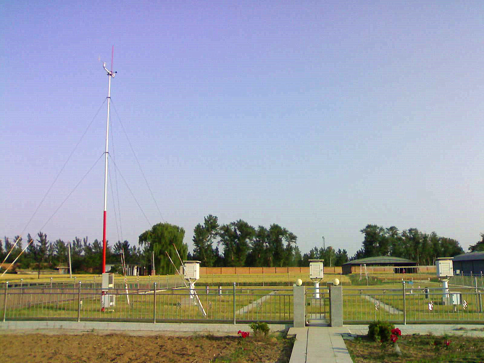 自動氣象站 自動氣象站